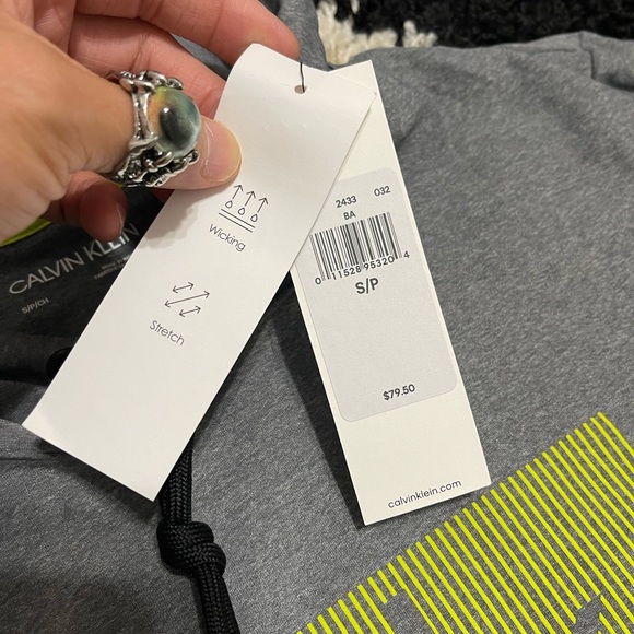 NWT Men’s Size Small Calvin Klein Linear Logo Print Drawstring Hoodie In Gray - Picture 8 of 12